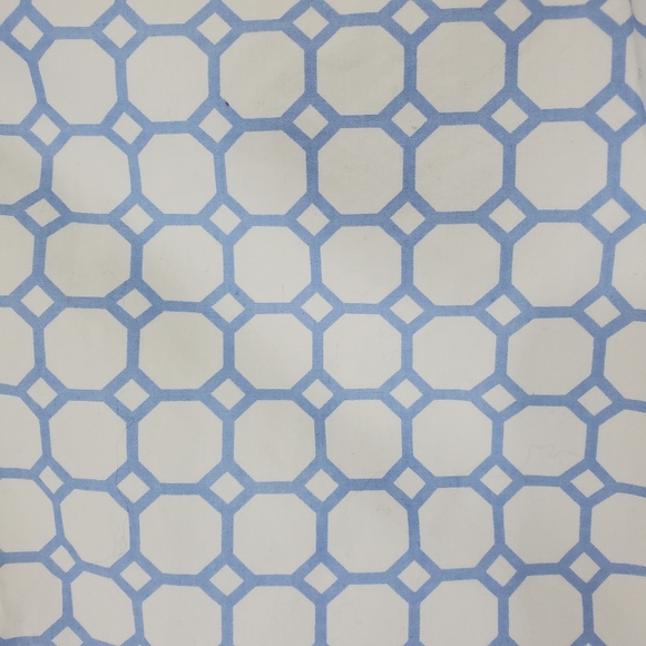 Lands End No iron 100% Supima Cotton Patterned Shirt, Size 14 - Picture 3 of 11